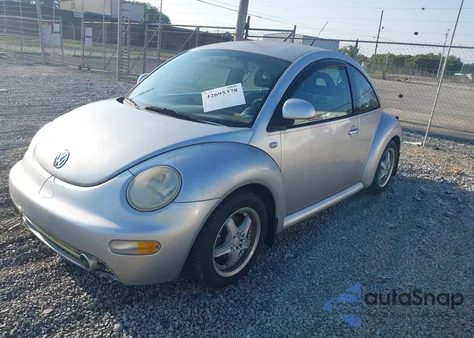 2000 Volkswagen New Beetle Gls from USA, damaged, VIN 3VWCA21C1YM447053